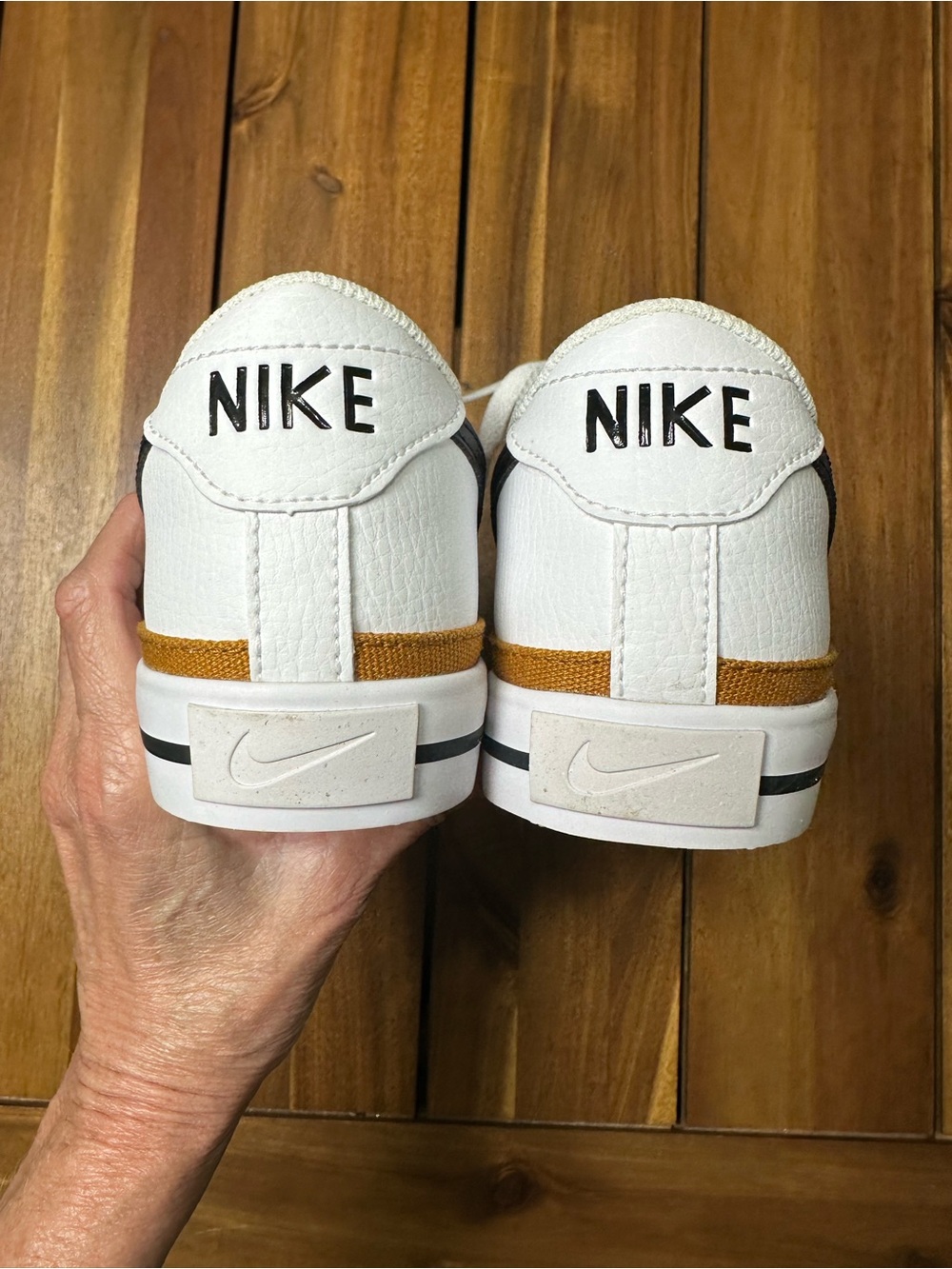Nike Women’s White Leather Court Legacy Next Nature Sneakers Size 9.5 - Picture 4 of 6